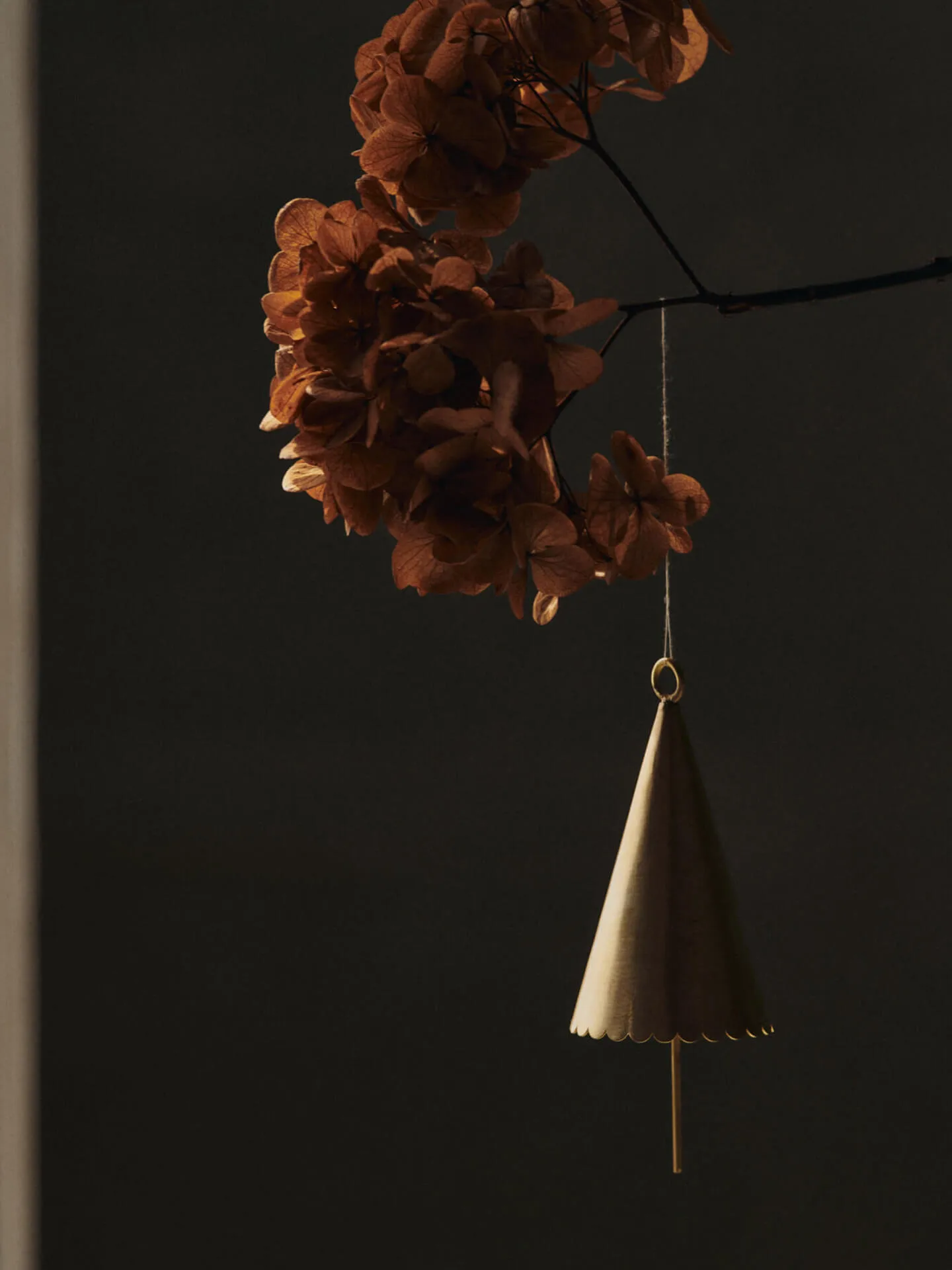 Cone bel decoratiehanger 2-pack, Brass Ferm Living