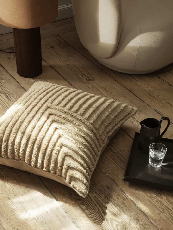 Crease kussen 80x80 cm, Light Sand Ferm Living