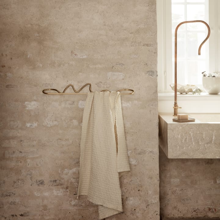 Curvature handdoekhanger, Messing Ferm Living