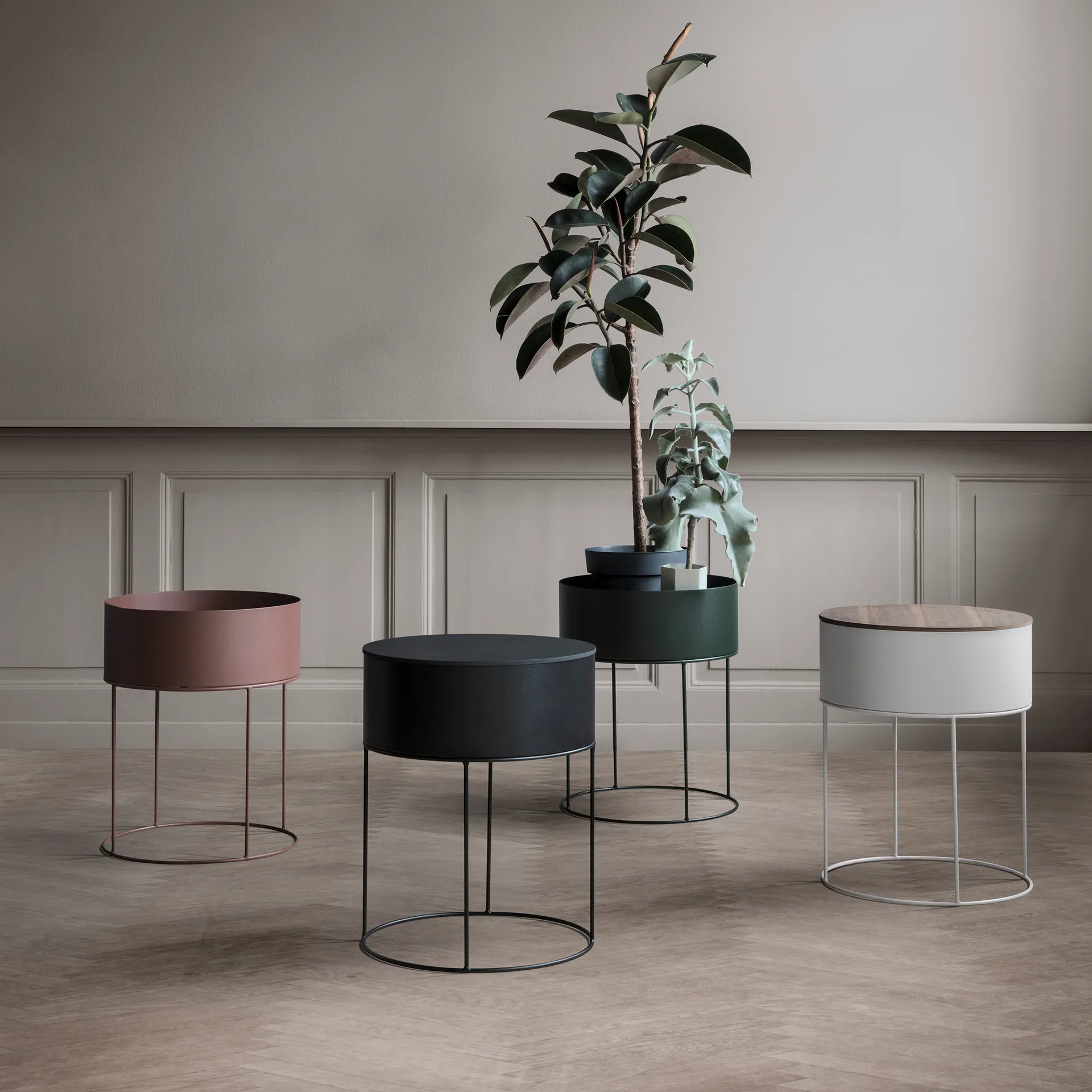 Ferm Living plant box rond, zwart Ferm Living