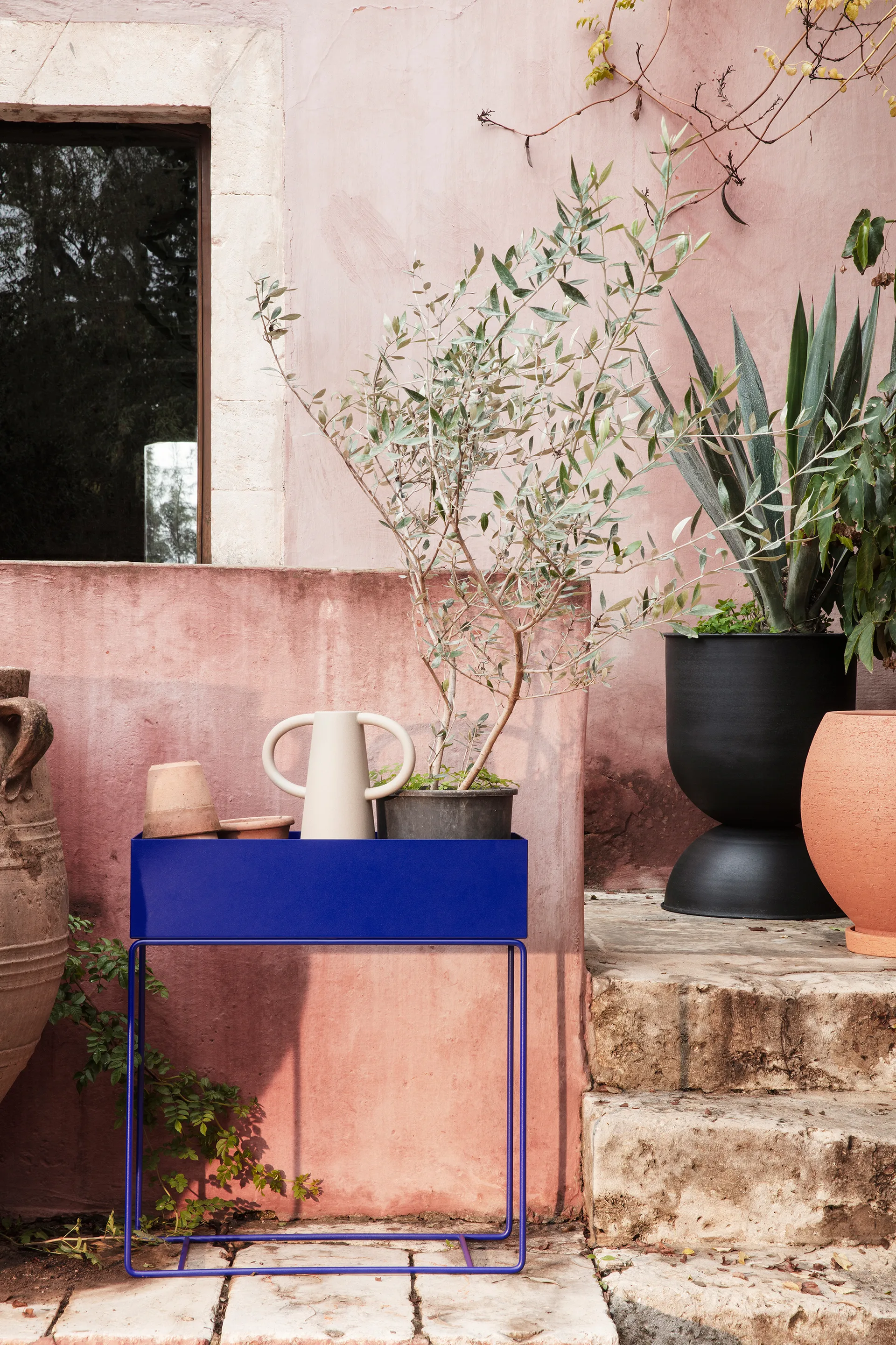 ferm LIVING plantenbak, Bright blue Ferm Living