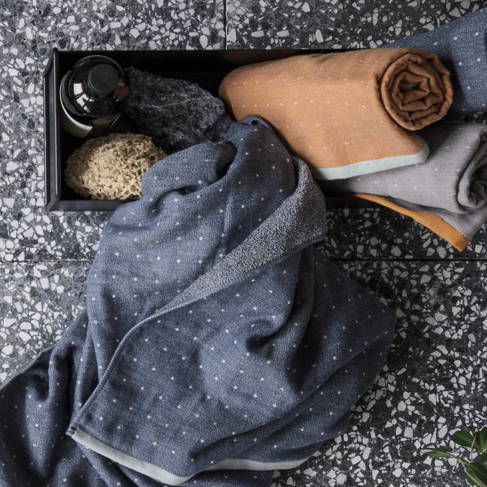 Ferm Living plantenbak klein, zwart Ferm Living