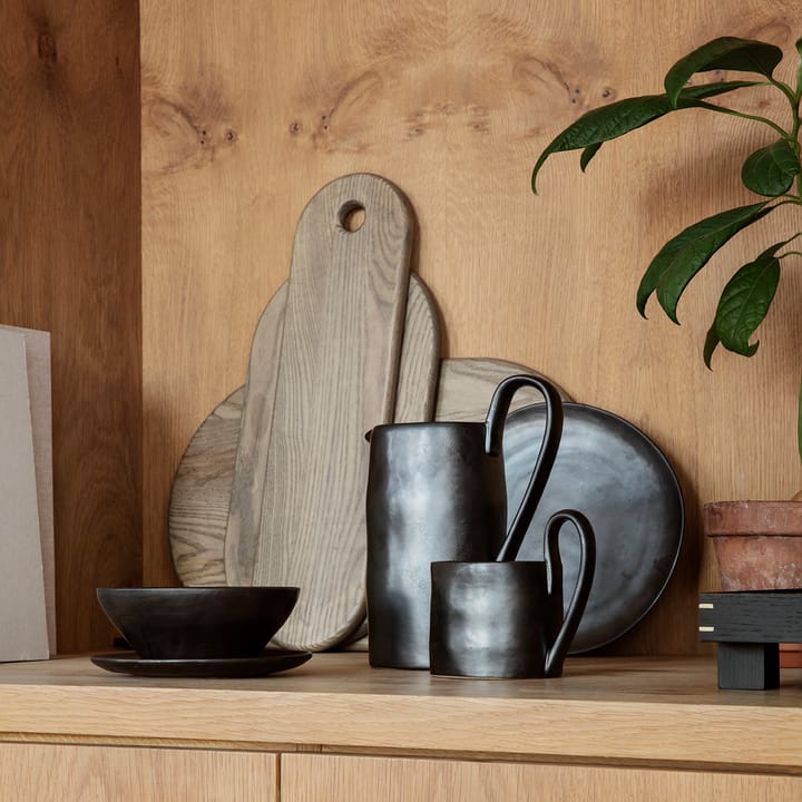Flow bord 22 cm, Zwart Ferm Living