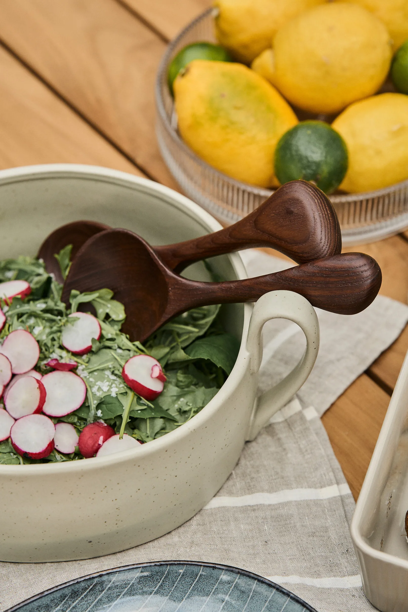 Flow Centrepiece schaal, Off-white speckle Ferm Living