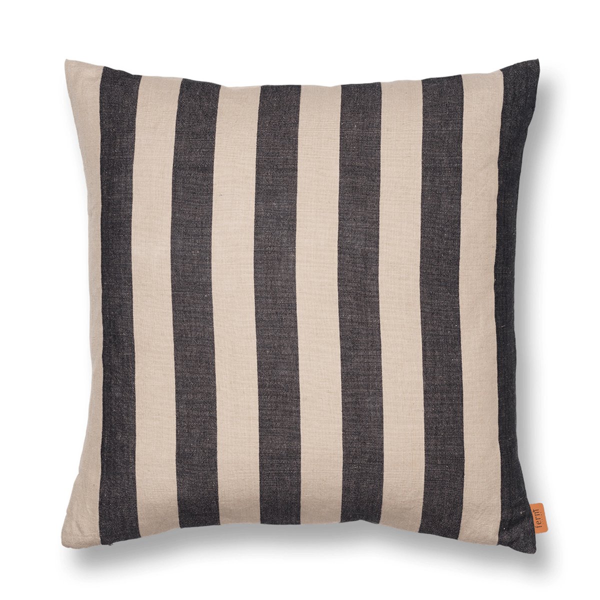Ferm Living Grand kussen 50x50 cm Sand-black | Scandinavisch Interieur | Kussens | Zwart