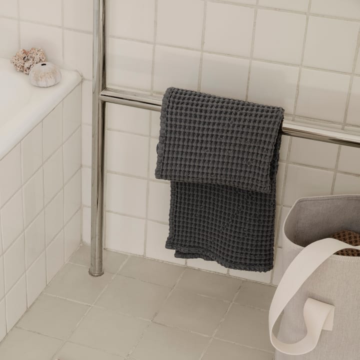 Handdoek ecologisch katoen grijs, 50x100 cm Ferm Living