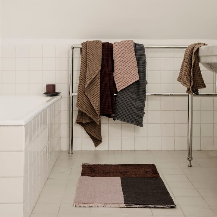 Handdoek ecologisch katoen grijs, 70x140 cm Ferm Living