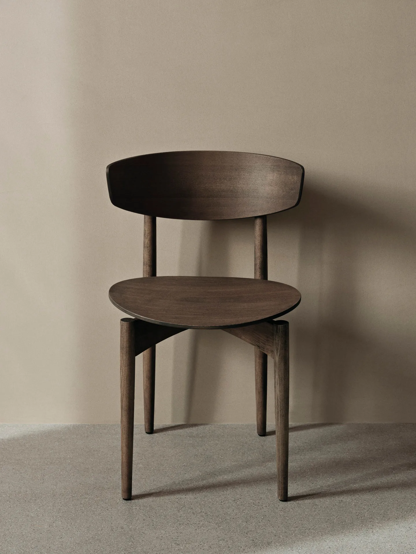 Herman stoel, Dark Stained Beech Ferm Living