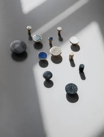 Hook haak zwart messing - Large Ø4,8 cm - Ferm Living