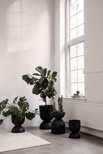 Hourglass bloempot extra small Ø21 cm - Zwart-donkergrijs - Ferm Living