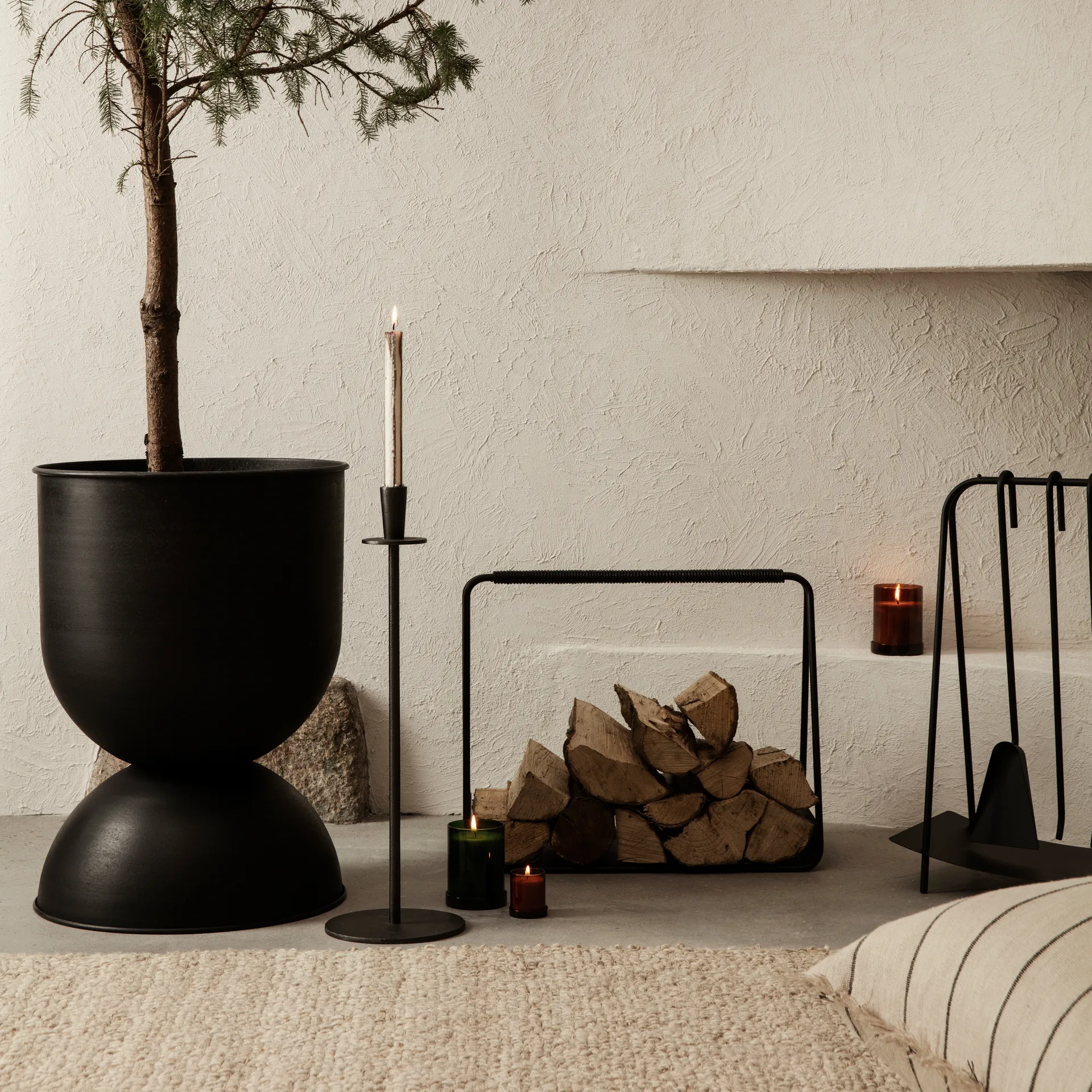Hoy kandelaar, Zwart Ferm Living