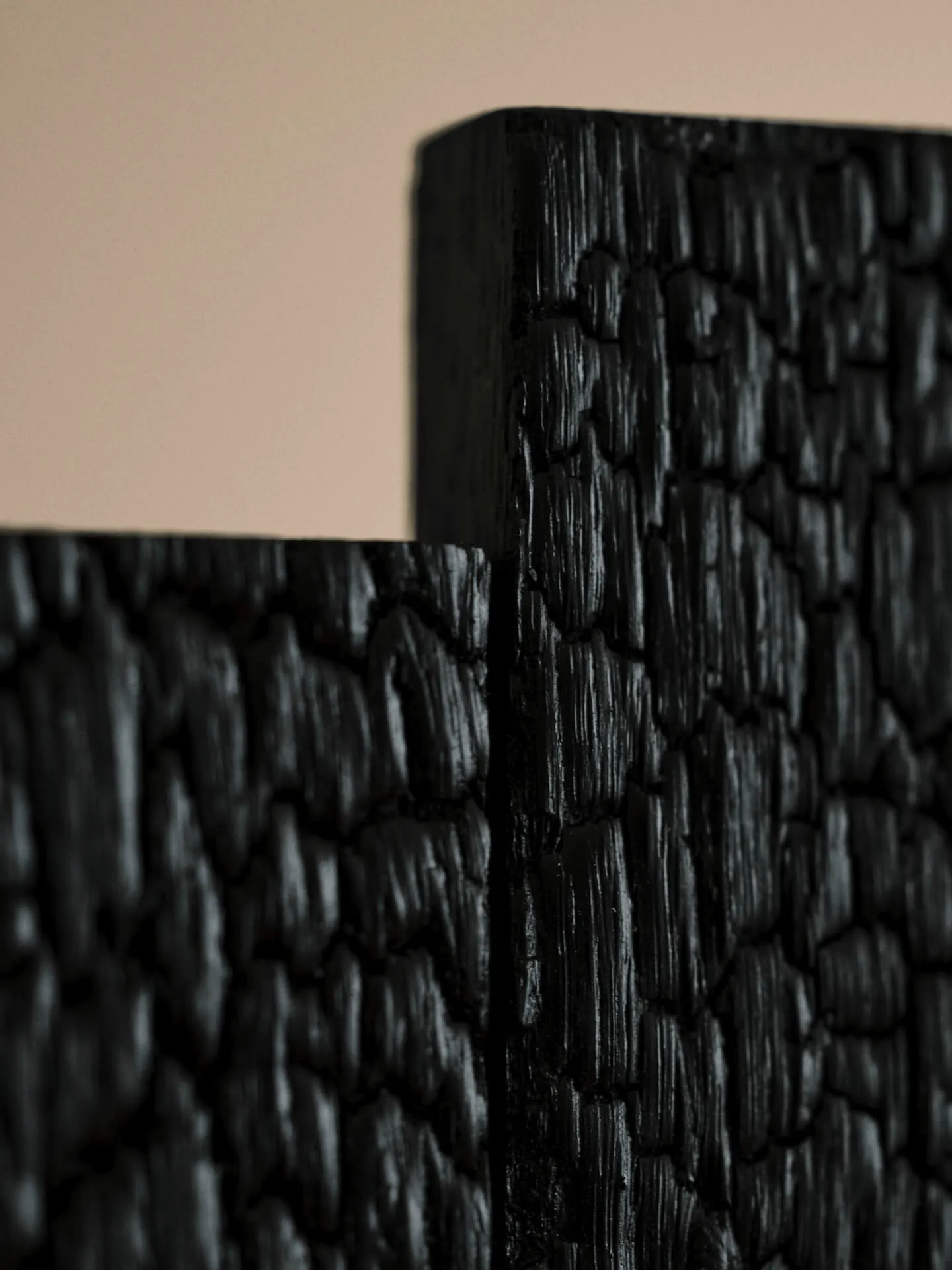 Koh wandkast, Black, 43,5x27,5x81,4 cm Ferm Living