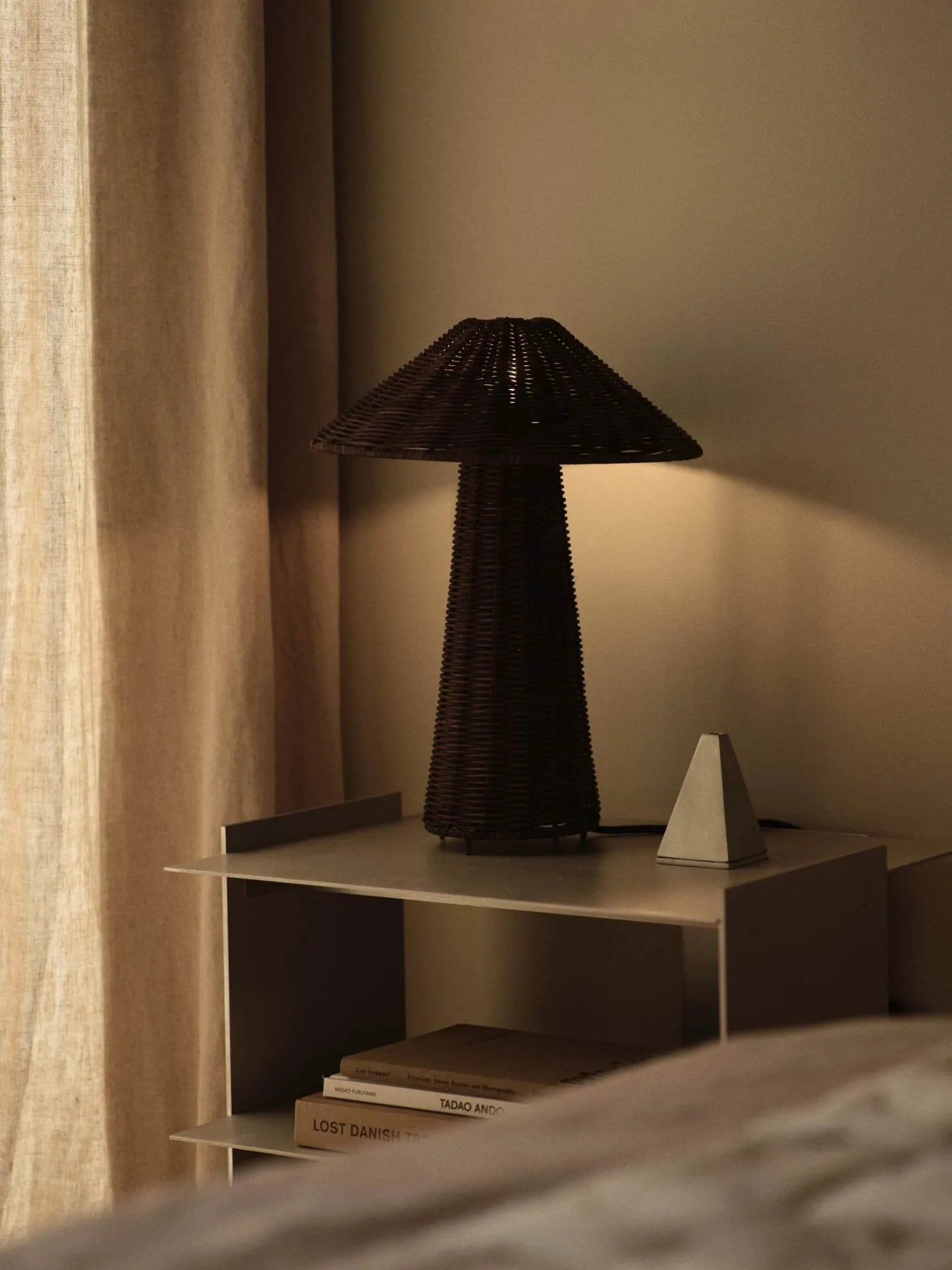 Lager bijzettafel, Aluminium Ferm Living
