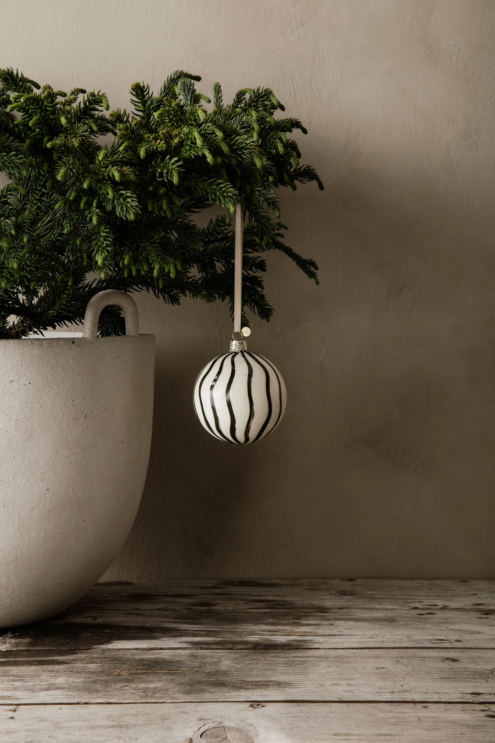 Lines kerstballen Ø8 cm 4-pack, Groen Ferm Living