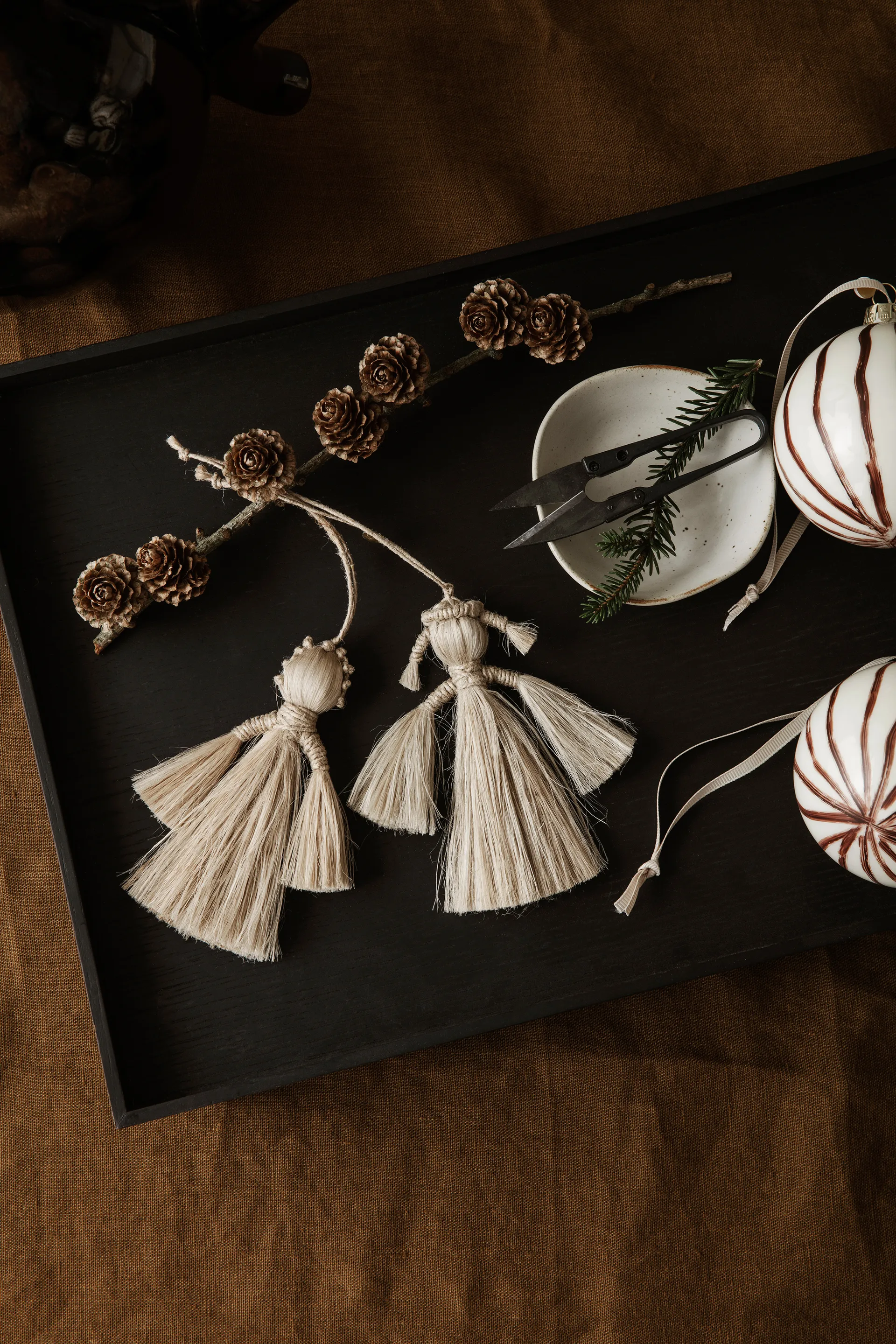 Lines kerstballen Ø8 cm 4-pack, Rood-bruin Ferm Living