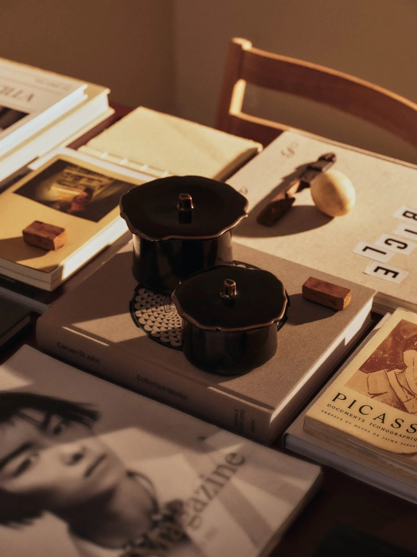 Marnen pot met deksel, Carob brown, Ø13x7 cm Ferm Living