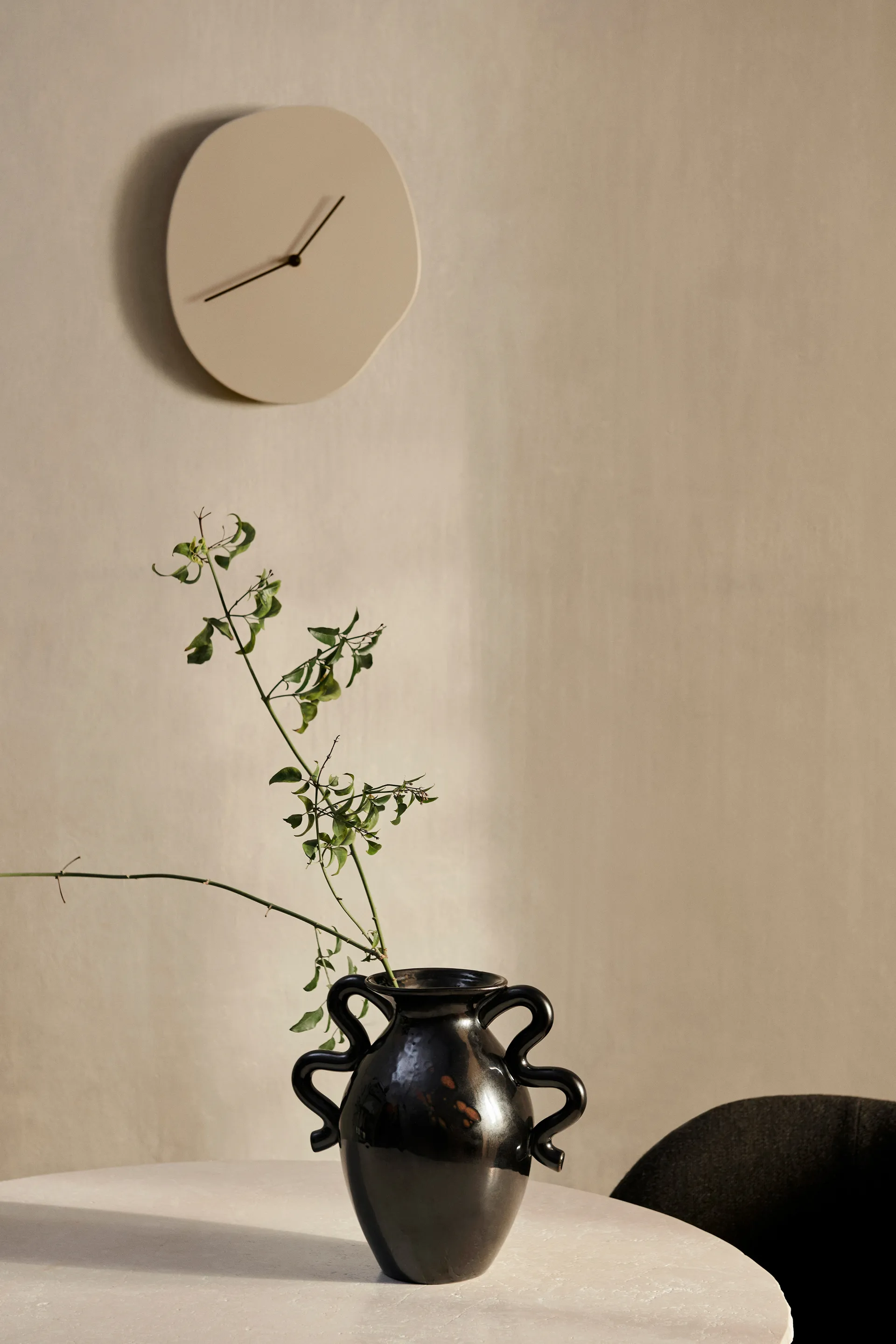 Melt wandklok 28x33 cm, Cashmere Ferm Living