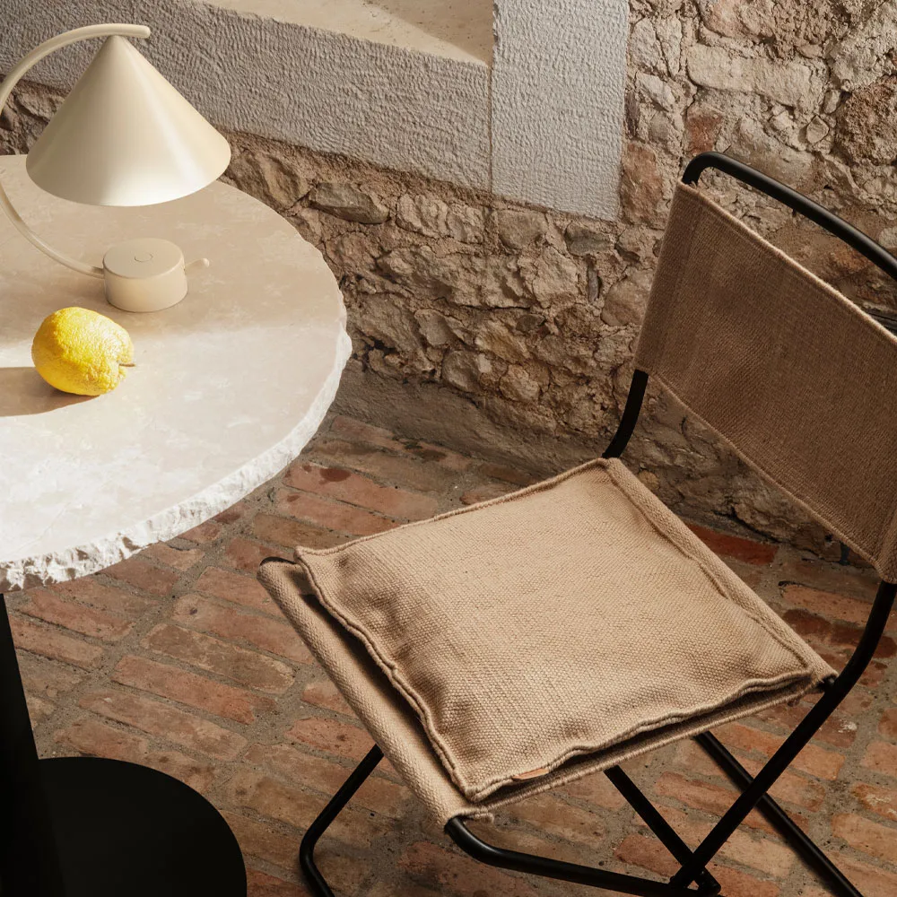 Mineral cafétafel, wit, marmer bianco curia Ferm Living