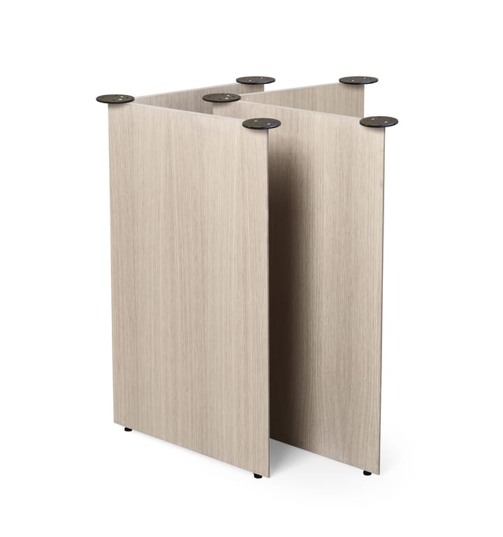 Mingle eettafel ovaal, oak natural veneer, poten met hoek eikenhout Ferm Living