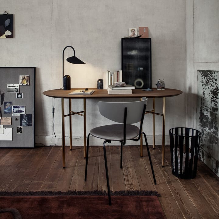 Mingle eettafel ovaal - oak natural veneer, poten met hoek eikenhout - ferm LIVING