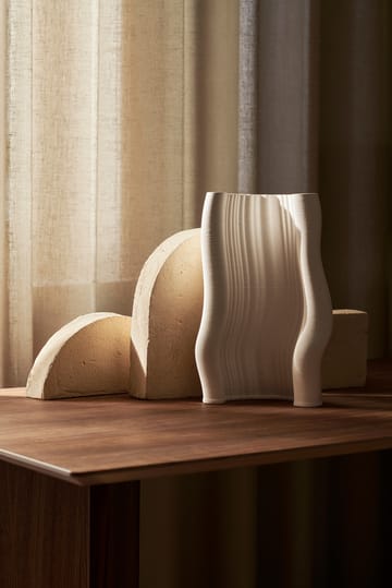 Moire vaas 19x30 cm - Off-white - Ferm Living