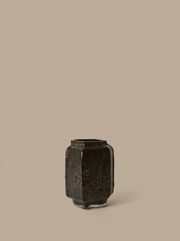 Mokuri vaas - Black, 25 cm - Ferm Living