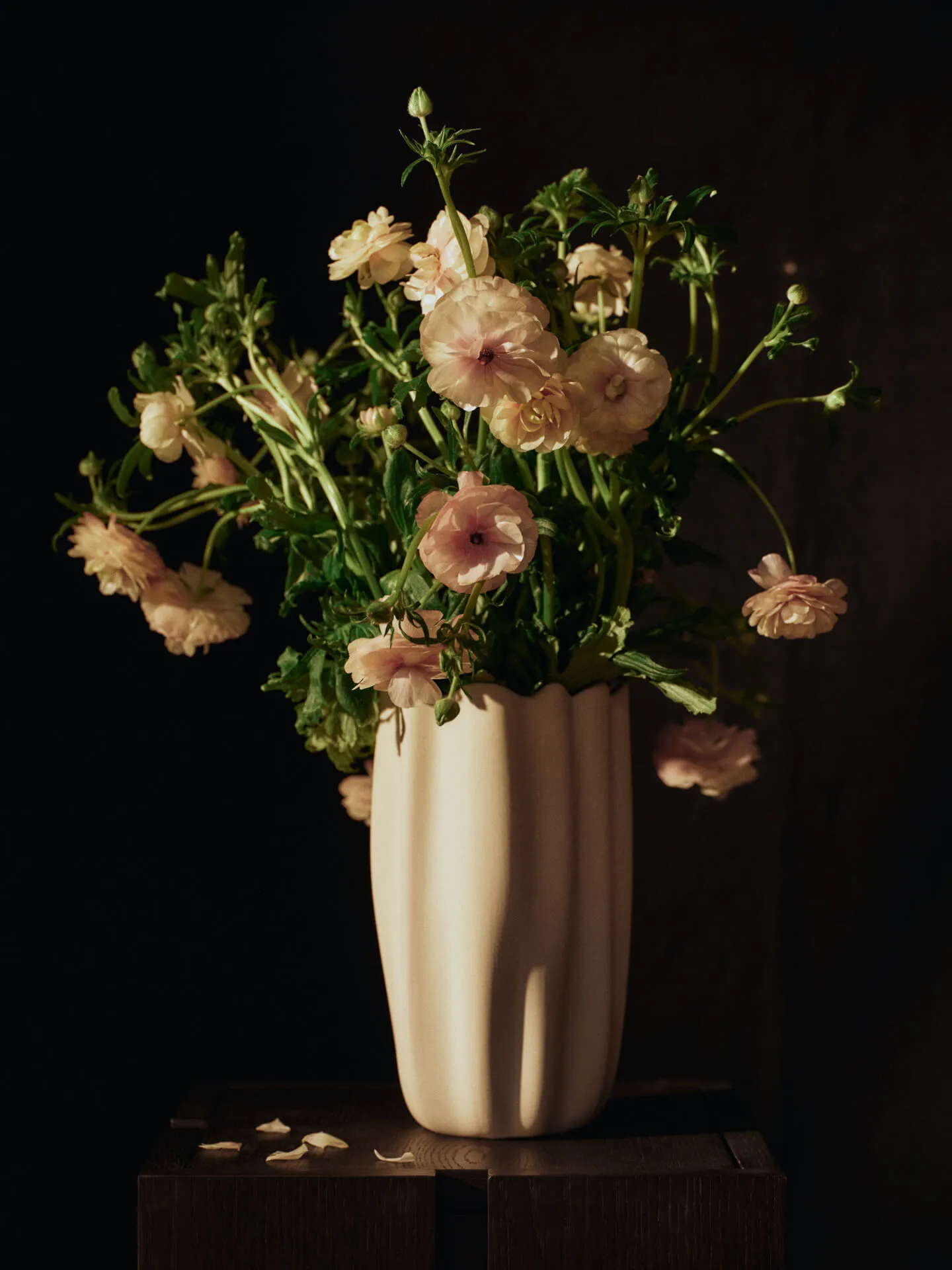 Nium vaas, Off-white, 23 cm Ferm Living