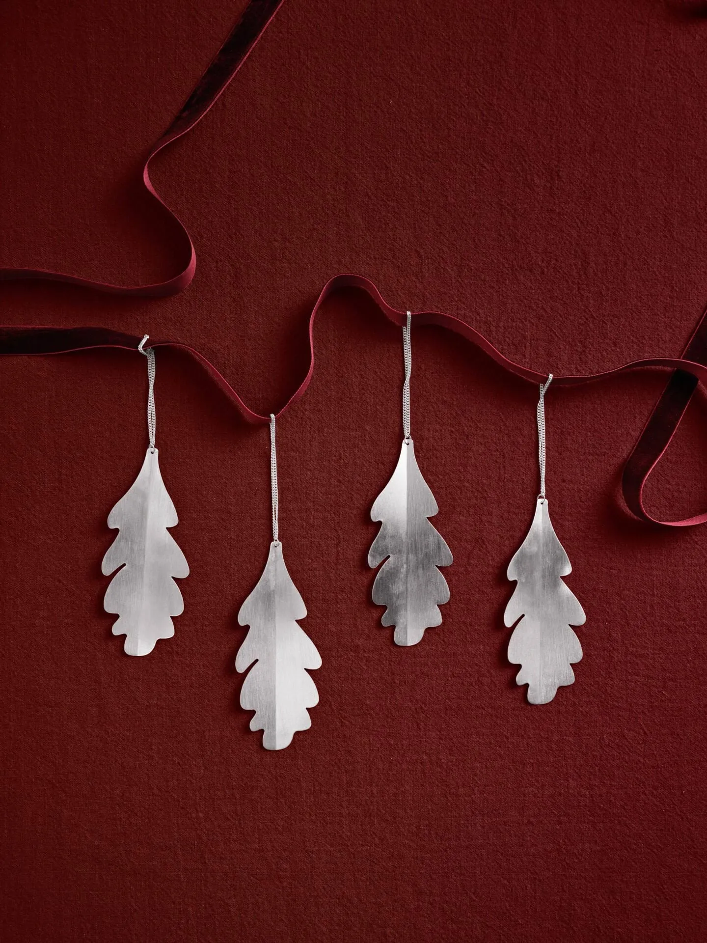 Oak leaf decoratiehangers 13,5 cm 4-pack, Zilverkleurig Ferm Living