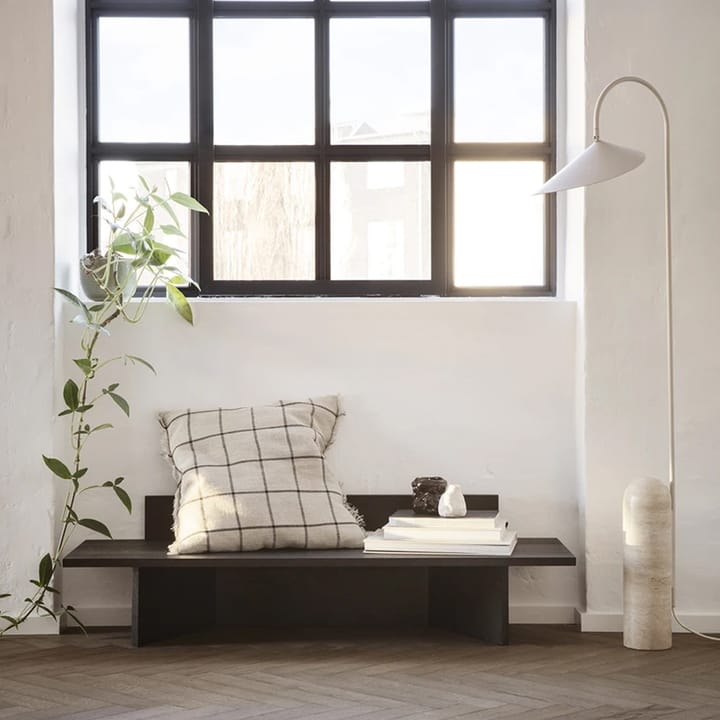 Oblique bankje, oak black oiled Ferm Living