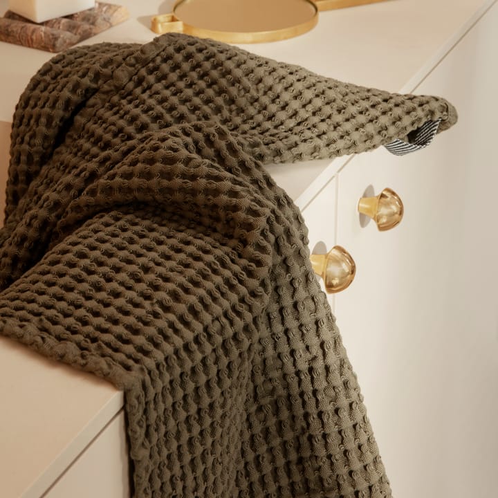 Organic badhanddoek 70x140 cm, Olive Ferm Living
