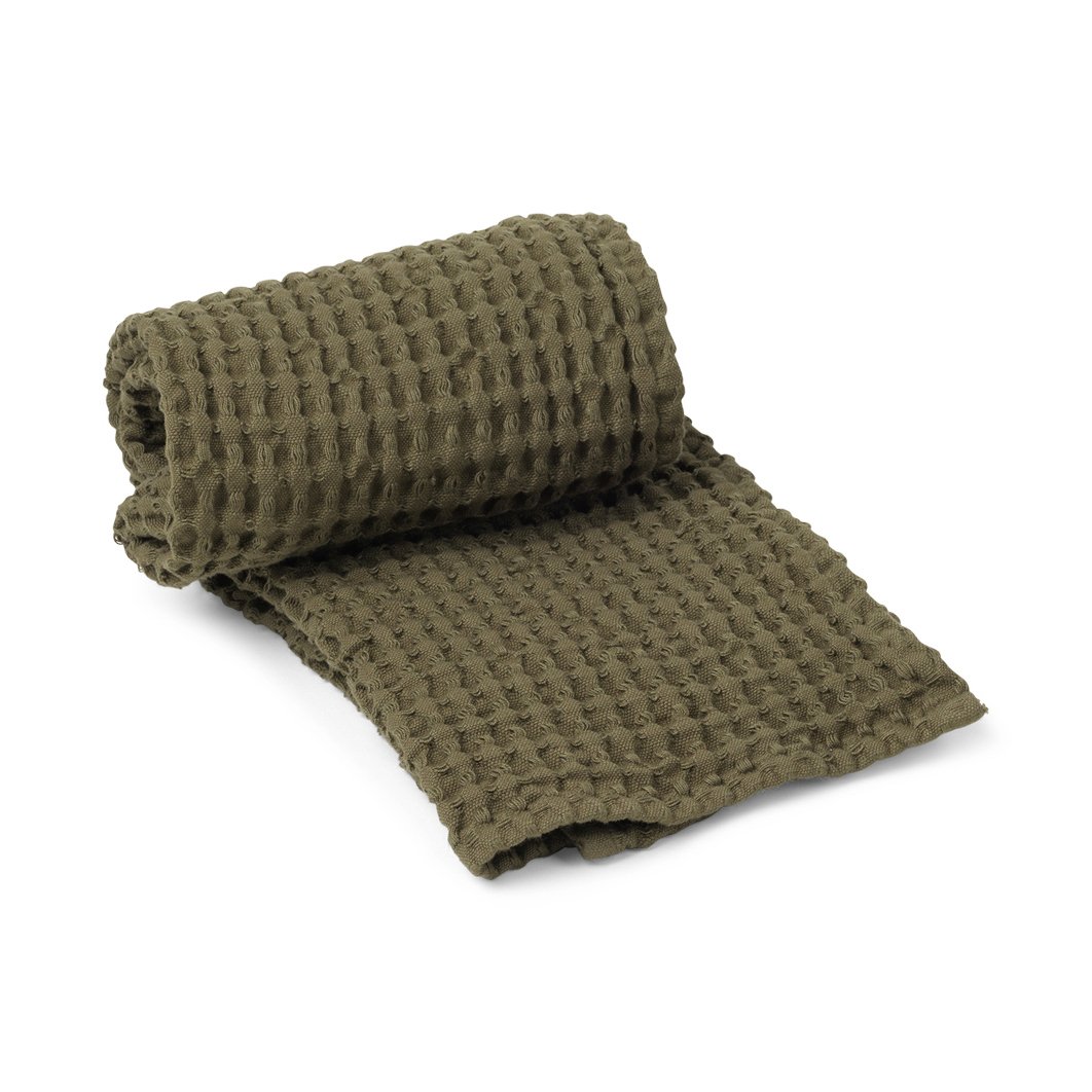 Ferm Living Organic handdoek 50x100 cm Olive | Scandinavisch Interieur | Handdoeken | Groen