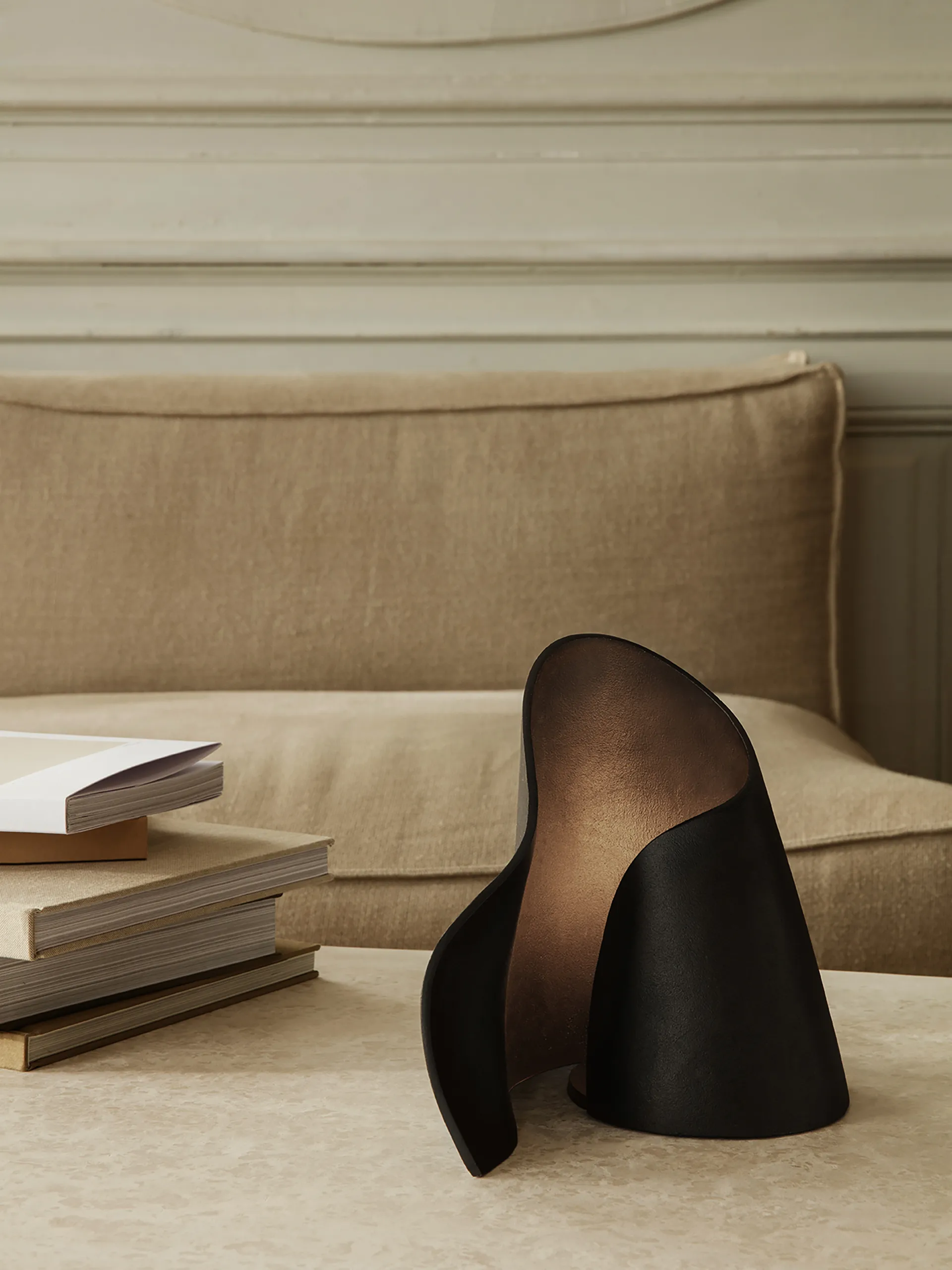 Oyster tafellamp, Black Ferm Living