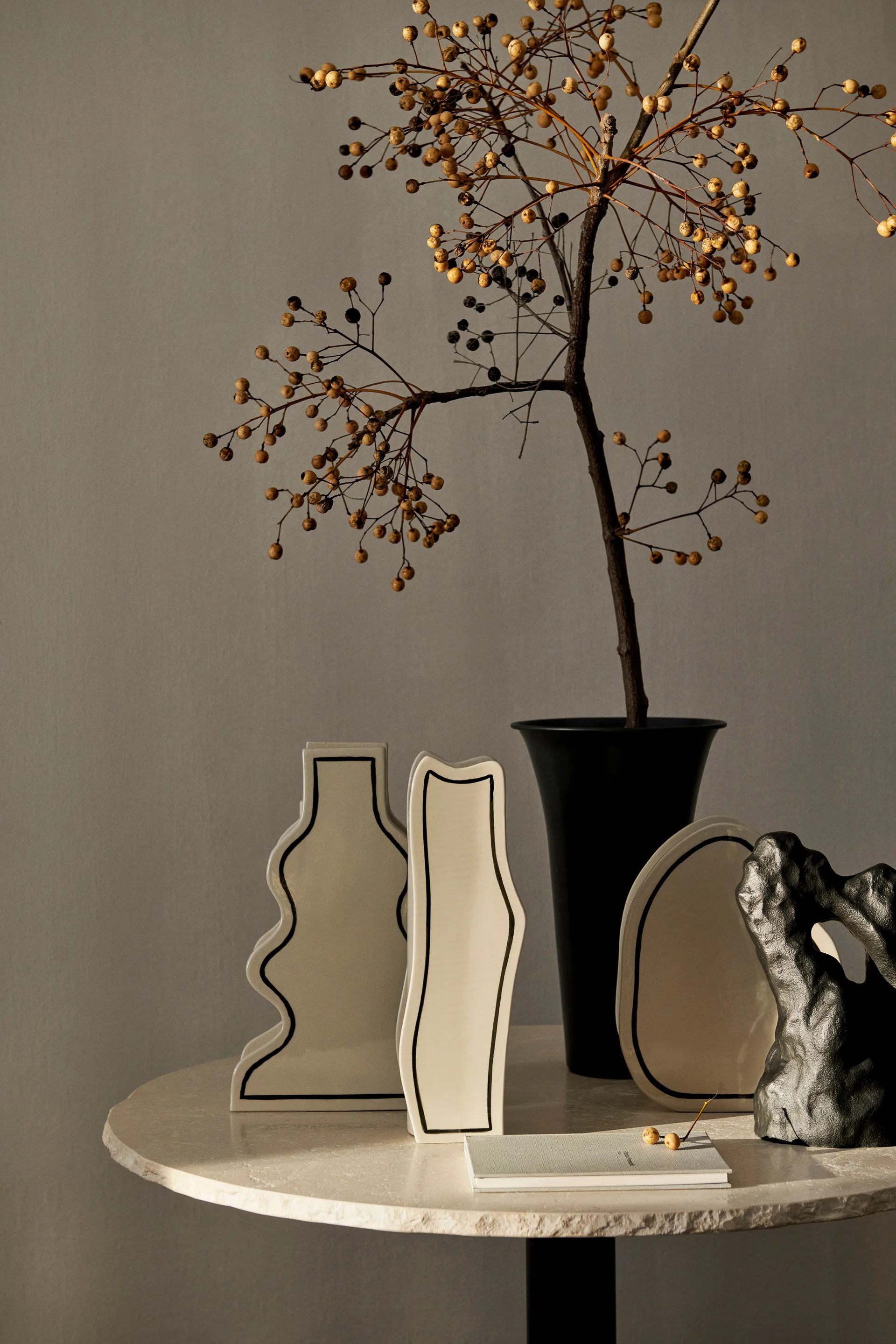 Paste vaas curvy 36 cm, Off-white Ferm Living