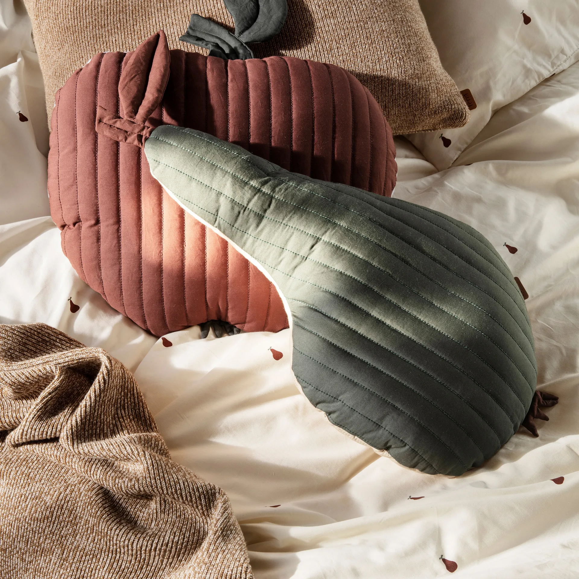 Pear dekbedovertrek 70x100 cm, Off white-cinnamon Ferm Living
