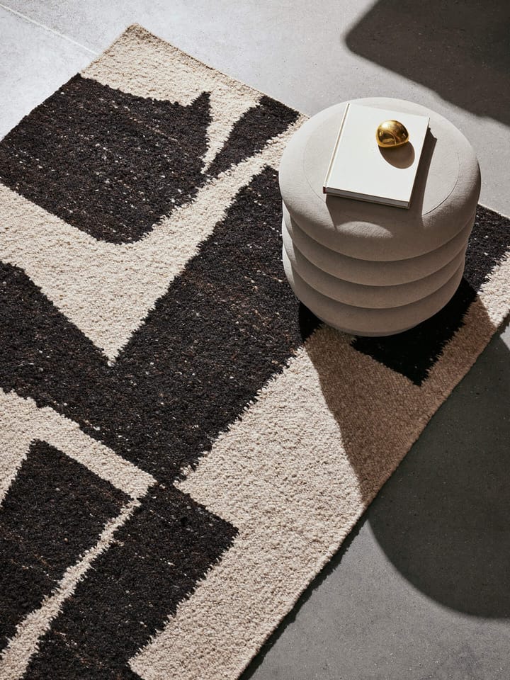 Piece wollen vloerkleed, Off-white-Koffie, 140x200 cm Ferm Living