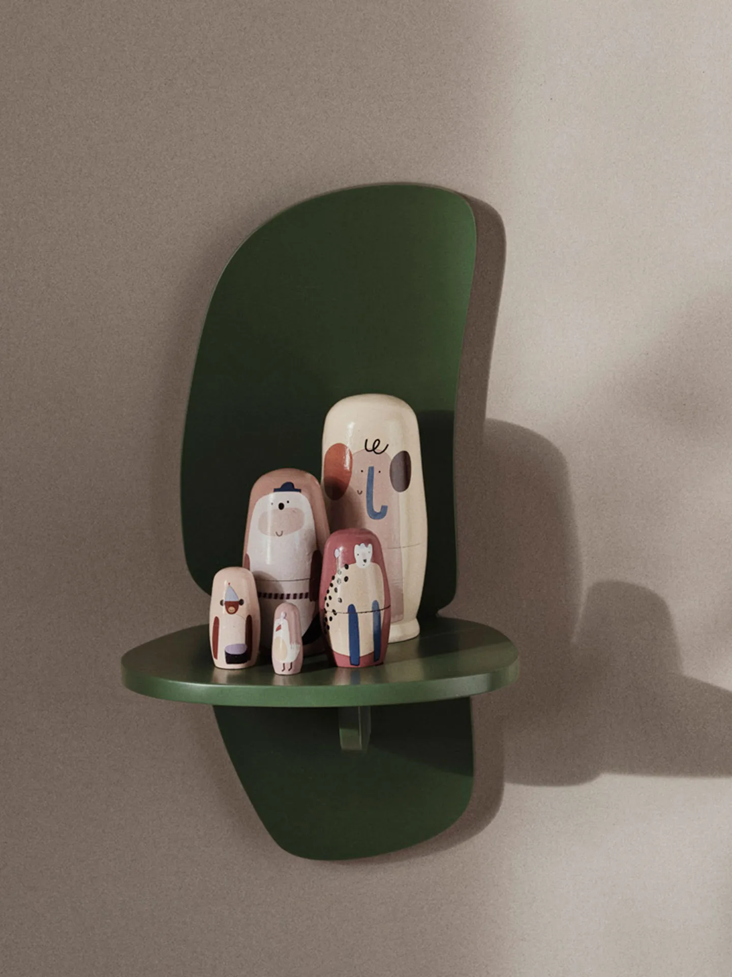 Pilu wandplank 40 cm, Verdant Green Ferm Living