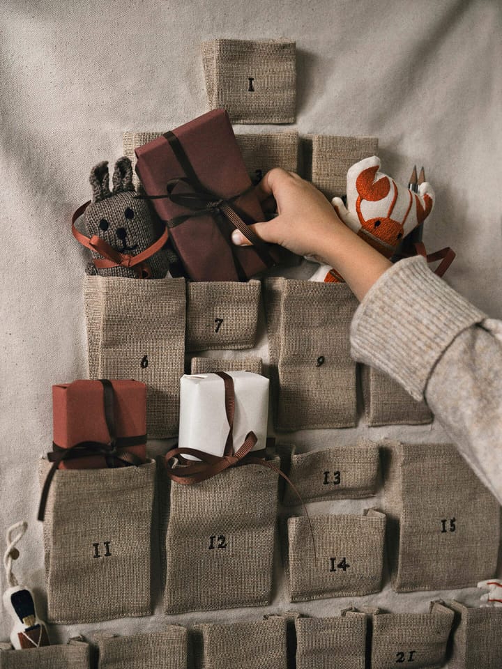 Pine adventskalender, Mini, 50x69 cm Ferm Living