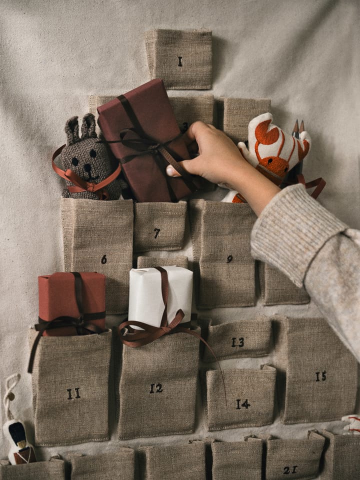 Pine adventskalender, Mini, 50x69 cm Ferm Living