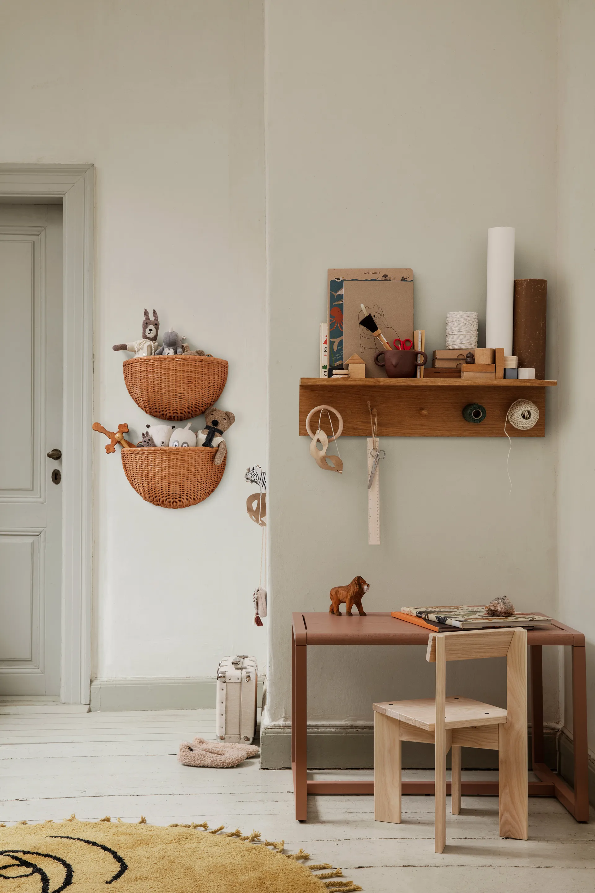 Place Rack kapstokje met knoppen eiken, Medium Ferm Living