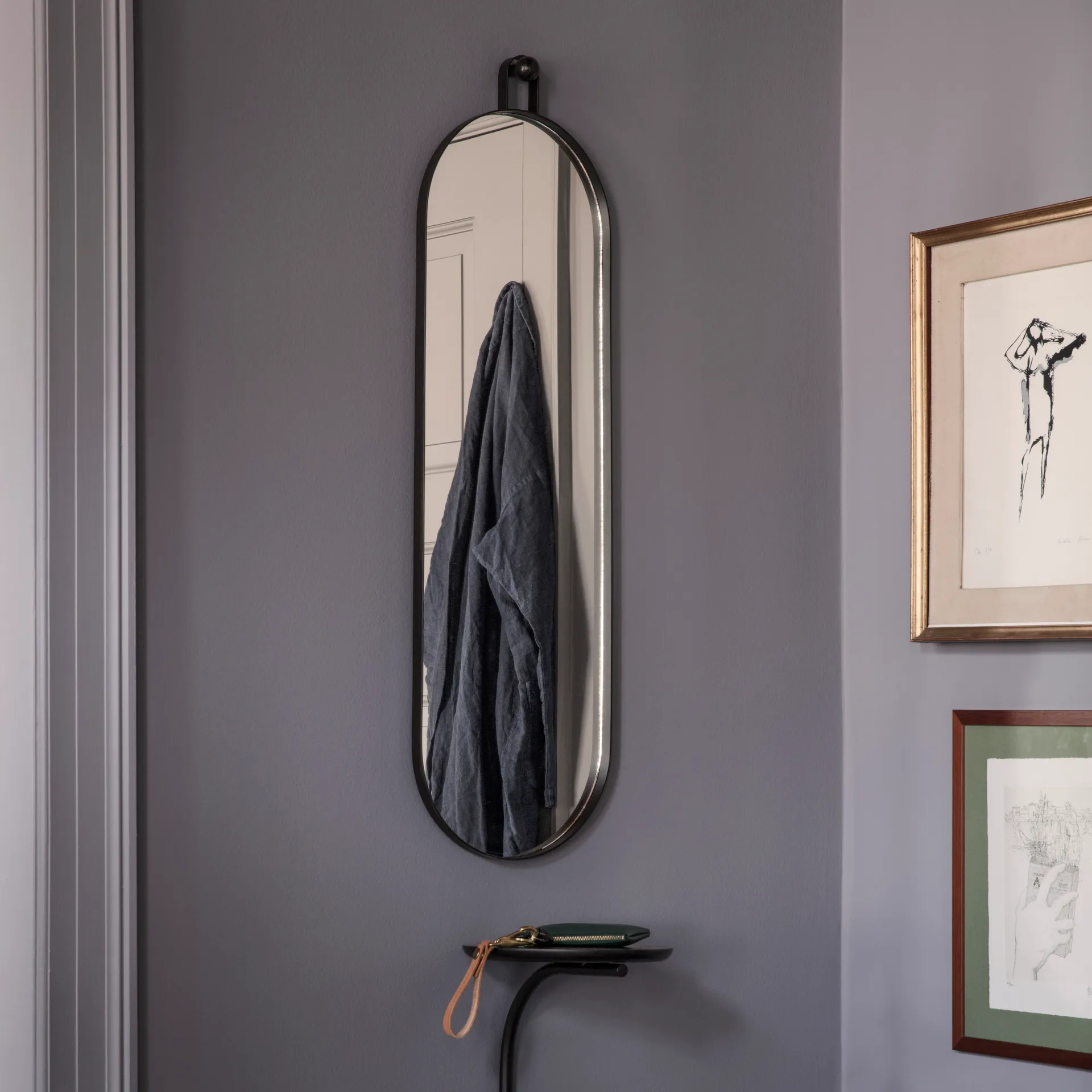 Poise ovale spiegel, zwart Ferm Living