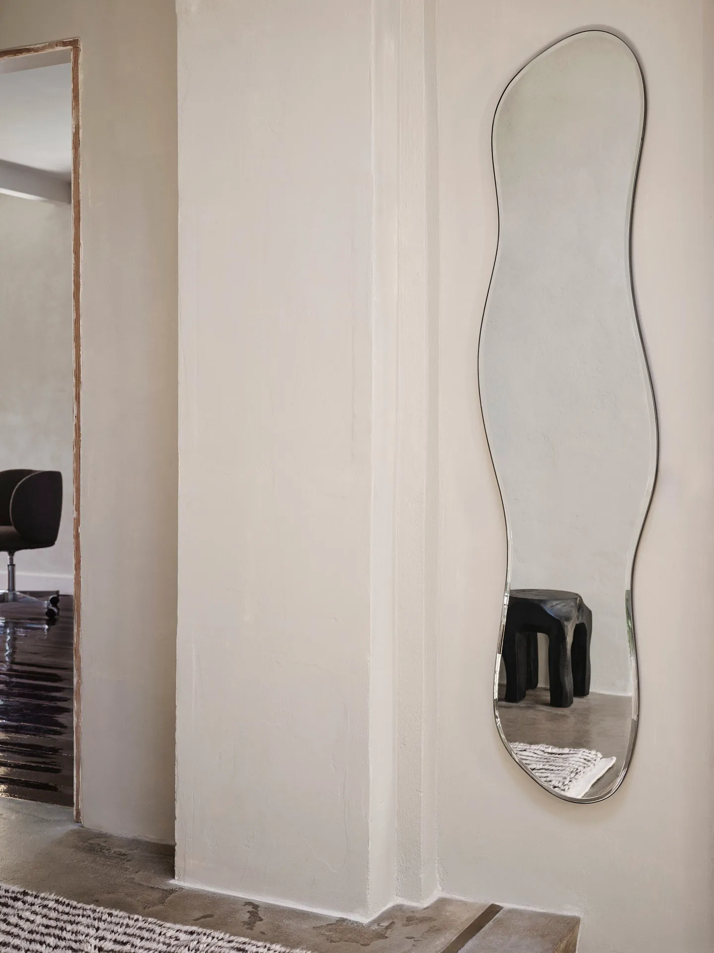 Pond spiegel full size, Dark chrome Ferm Living