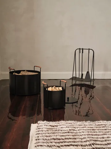 Port houtmand, 42x40x32,4 cm - Black - Ferm Living