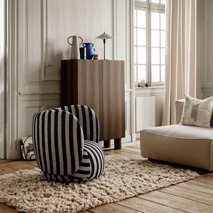 Post kast, oak smoked, met deuren Ferm Living