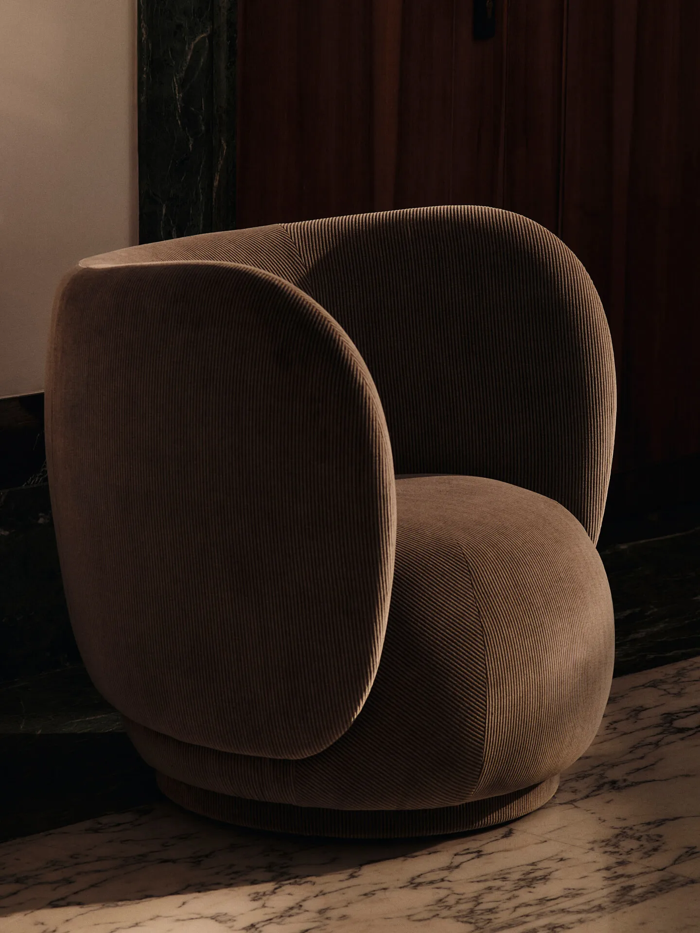 Rico lounge chair fauteuil, Devoré velvet-Flint grey Ferm Living
