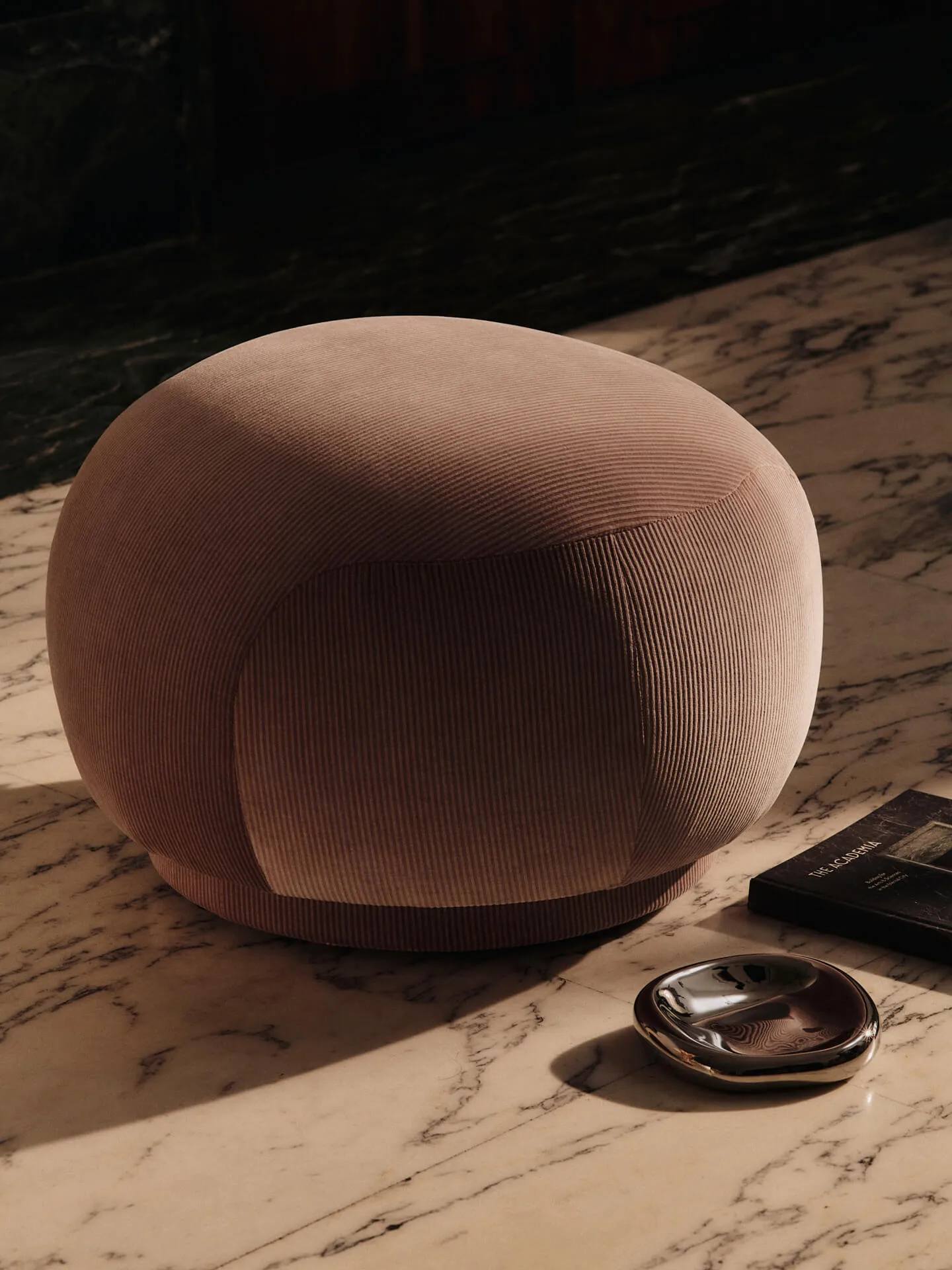 Rico Pouf poef, Devoré Velvet-blush Ferm Living
