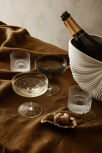 Ripple champagneglazen 2-pack - helder - Ferm Living