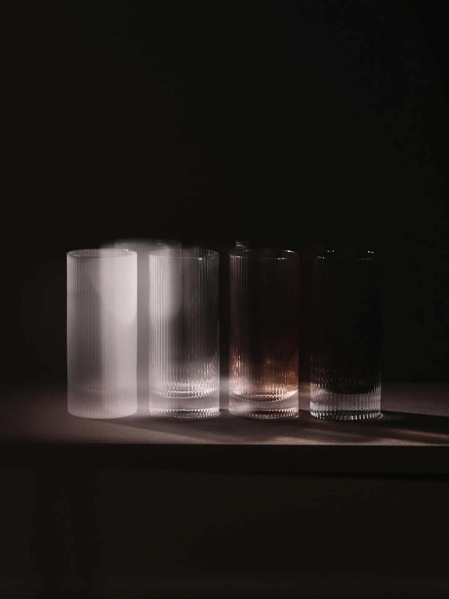 Ripple Highball glazen 48 cl 2-pack, smoked grey Ferm Living