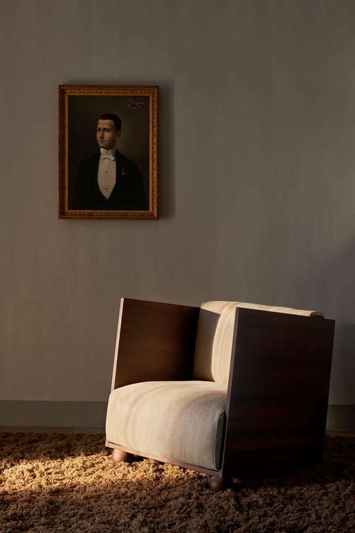 Rum loungefauteuil rich linen - Dark stained-natural - ferm LIVING