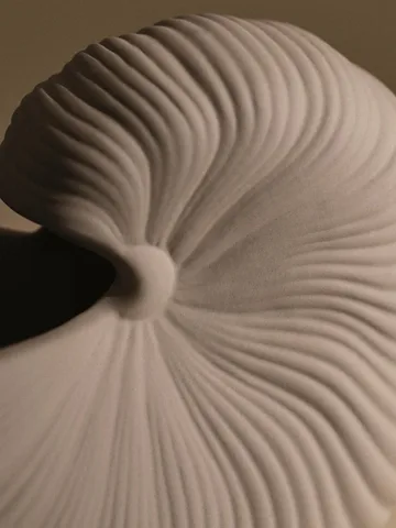 Shell pot - Off-white, 23x11,5x16 cm - Ferm Living