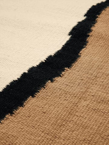 Soil Kelim vloerkleed - Dark sand-off white, 140x200 cm - Ferm Living
